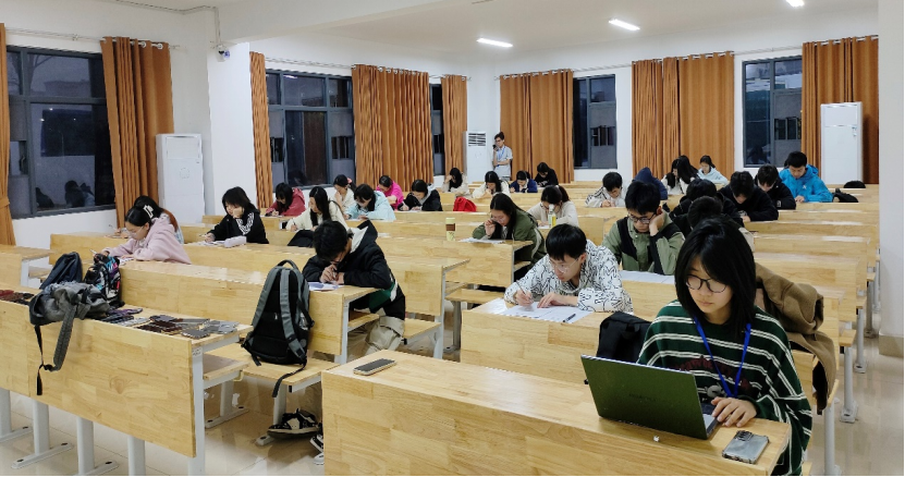 2ccdf45358814015abac64d6e4fc52e9.png