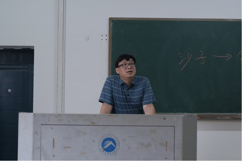 42c4f81f4d5d4a8b884af8cf958e5567.png